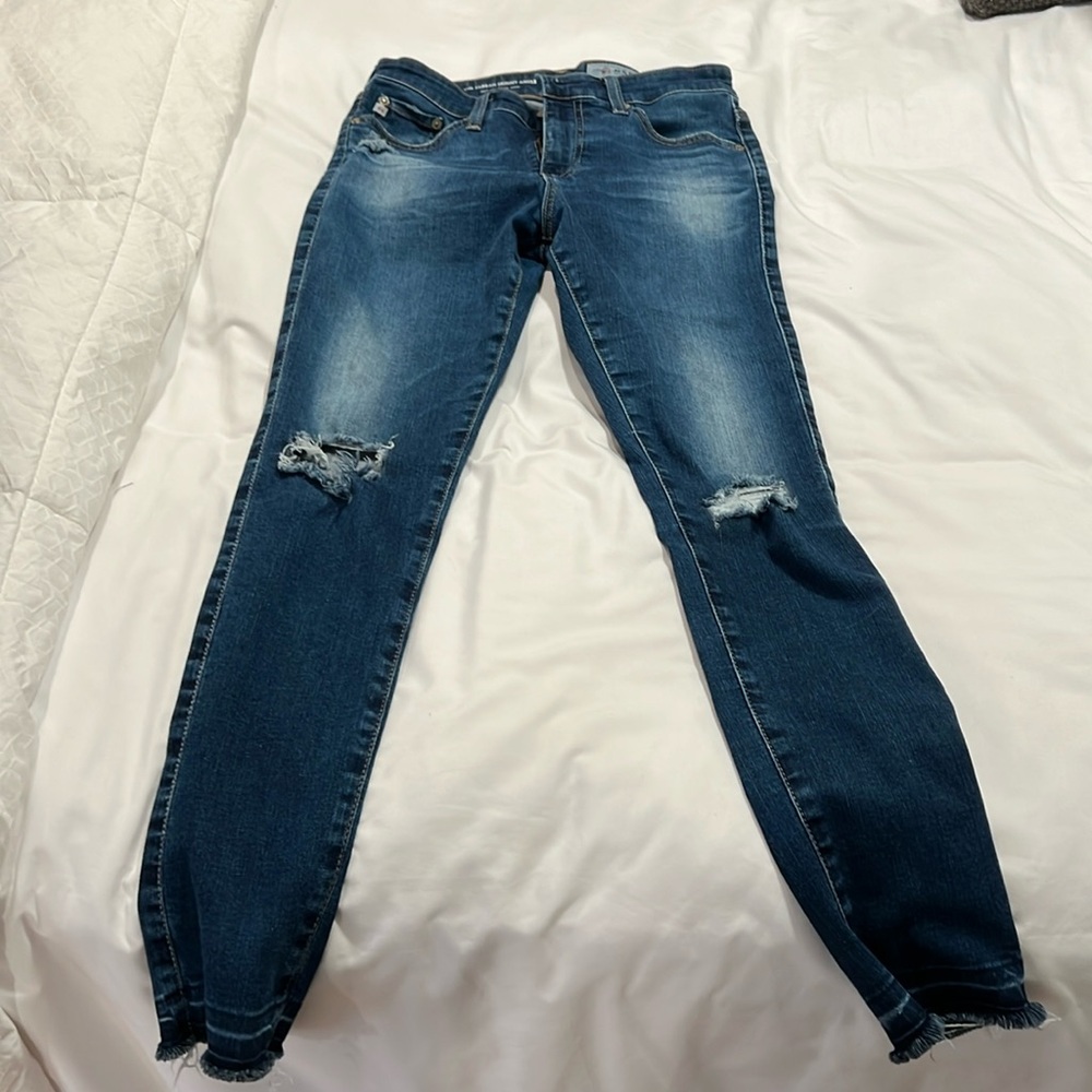 AG The Farrah Skinny Ankle Jeans size 27 Distressed with ripped knees